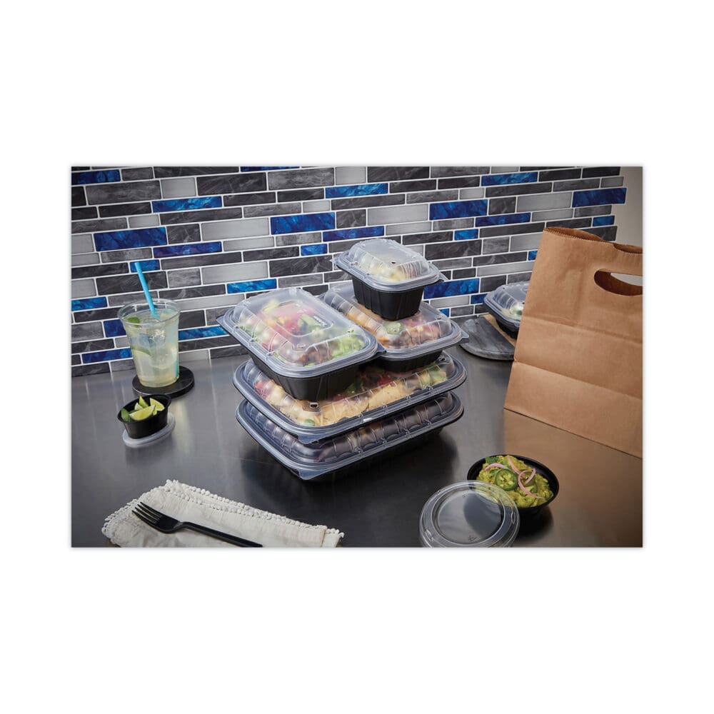 EarthChoice Entree2Go Takeout Container Vented Lid, 5.65 x 4.25 x 0.93, Clear, Plastic, 600/Carton - Image 4